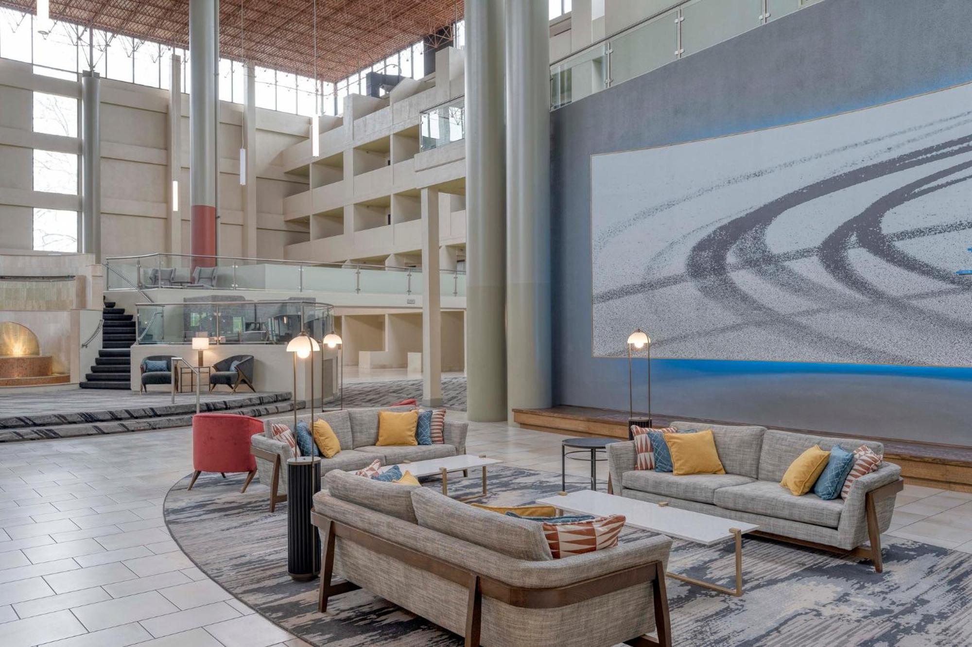 Crowne Plaza Indianapolis-airport By Ihg 4* Indianapolis